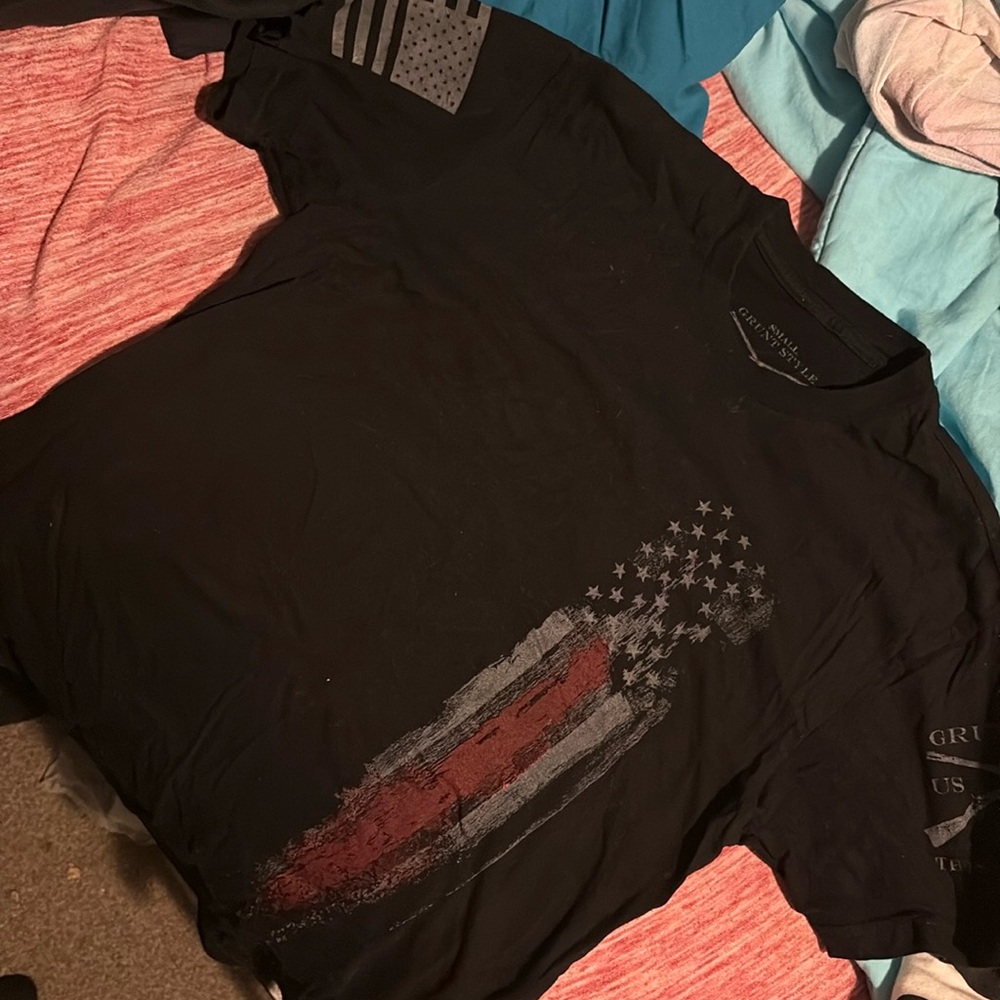 Tee shirt